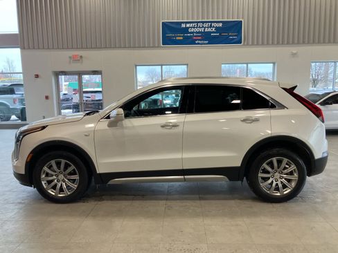 Used 2021 Cadillac XT4 Premium Luxury image 8