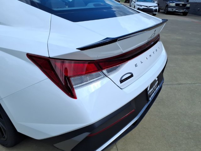 New 2026 Hyundai Elantra Sport FWD image 19