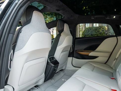 Used 2023 Lucid Air Touring AWD/4WD image 43