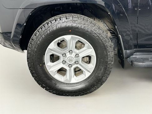 Used 2021 Toyota 4Runner SR5 Premium AWD/4WD image 11