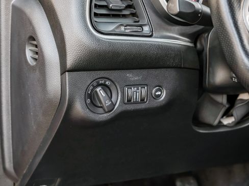 Used 2015 Dodge Challenger SRT w/ Technology Group image 24