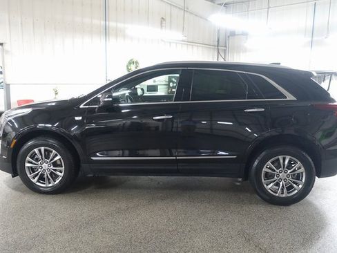 Used 2021 Cadillac XT5 Premium Luxury w/ LPO, Floor Liner Package image 4