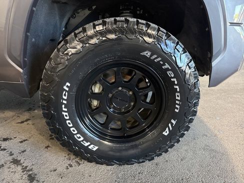 Used 2022 Toyota Tundra SR5 image 7