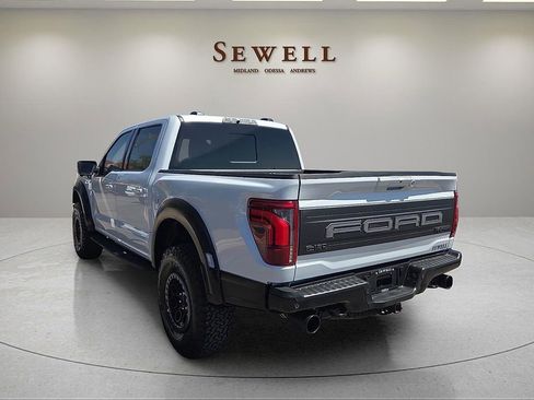 Used 2025 Ford F150 Raptor AWD/4WD image 3