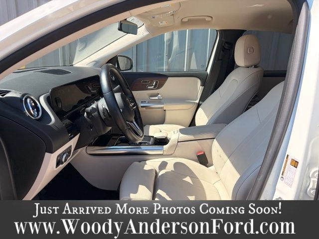 Used 2022 Mercedes-Benz GLA 250 4MATIC image 10