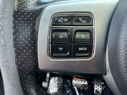 Used 2012 Jeep Grand Cherokee SRT8 w/ Luxury Group II image 17