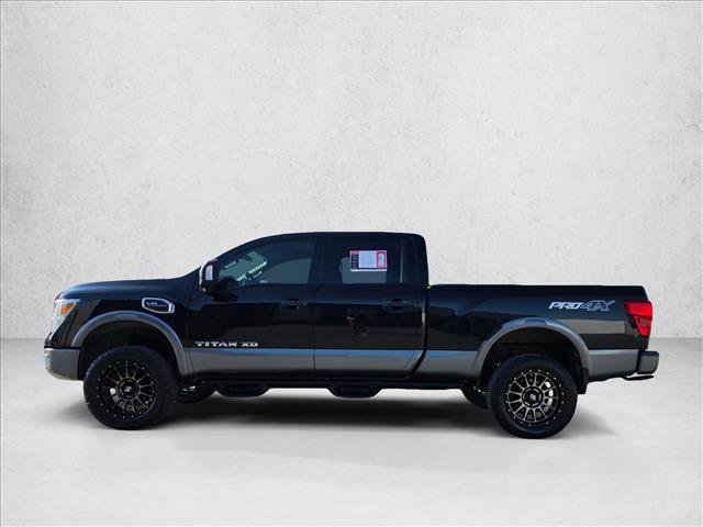 Used 2017 Nissan Titan PRO-4X AWD/4WD image 2