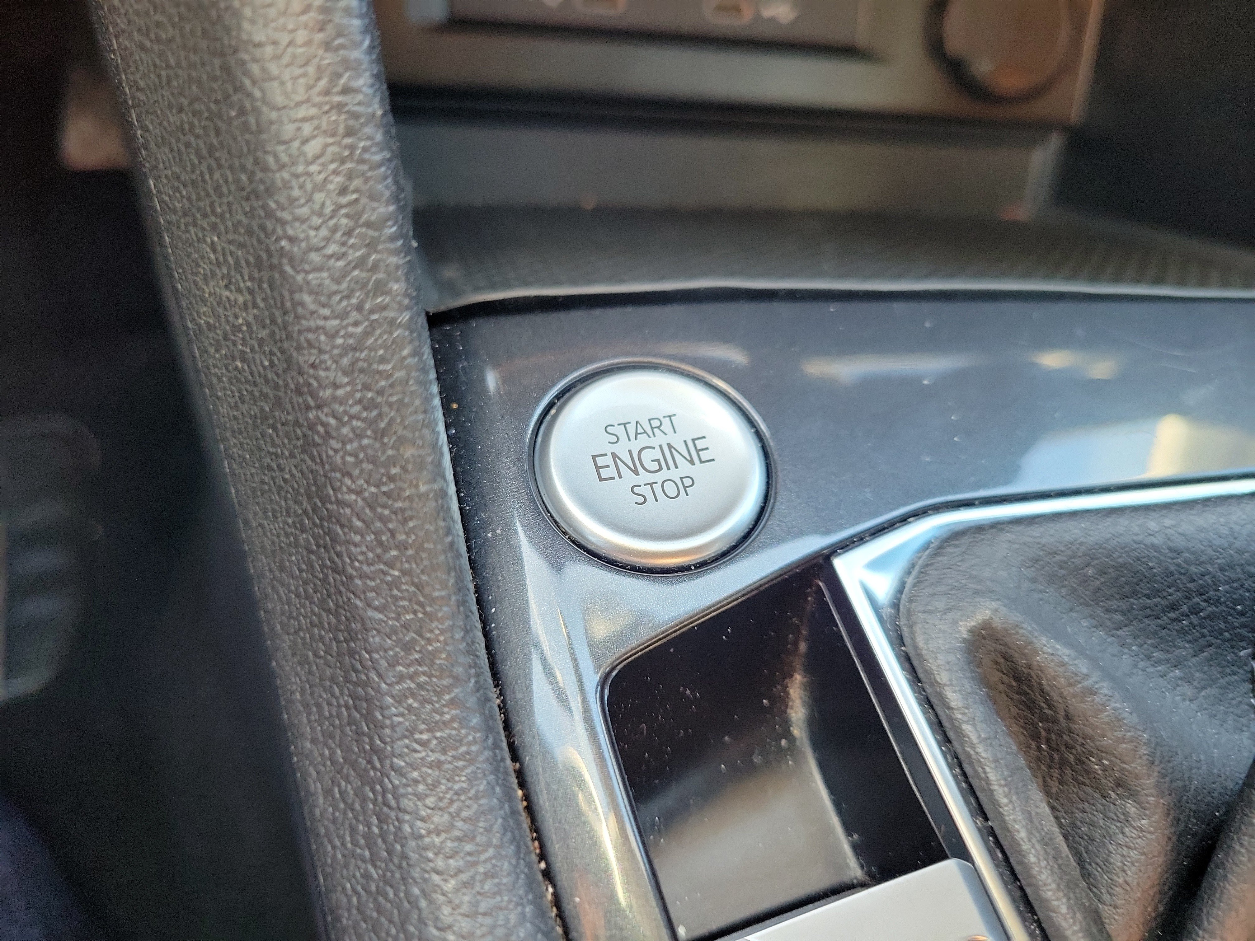 Used 2024 Volkswagen Tiguan SE FWD image 27