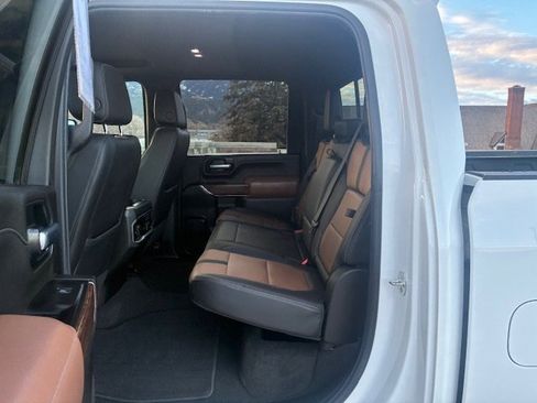 Used 2022 Chevrolet Silverado 2500 High Country image 19