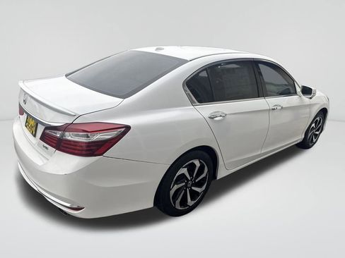 Used 2016 Honda Accord EX-L image 7