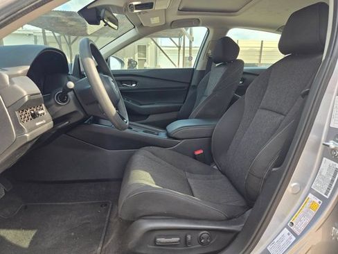 Used 2025 Honda Accord SE image 23