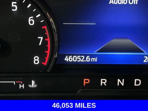 Certified 2022 Ford Explorer XLT image 3