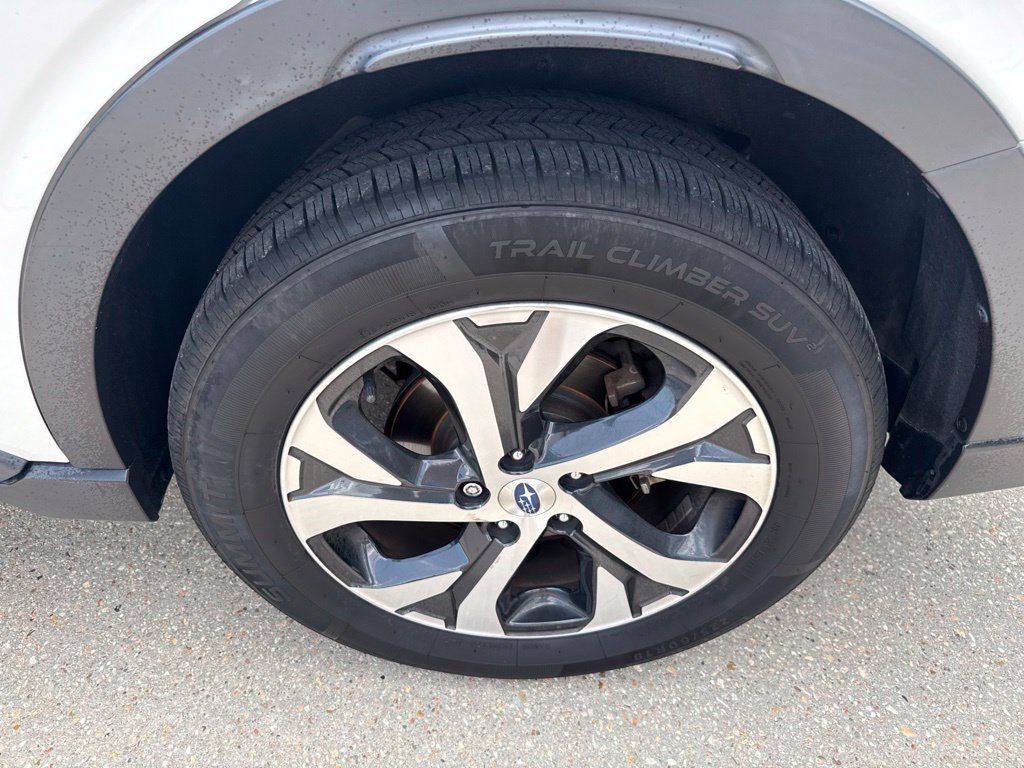 Used 2022 Subaru Outback Touring XT AWD/4WD image 29