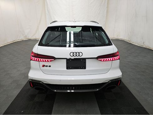 Used 2022 Audi RS 6 AWD/4WD image 5