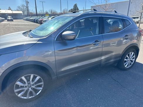 Used 2020 Nissan Rogue Sport SV w/ All-Weather Package image 5