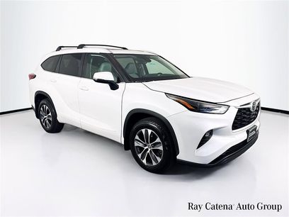 Used 2023 Toyota Highlander XLE