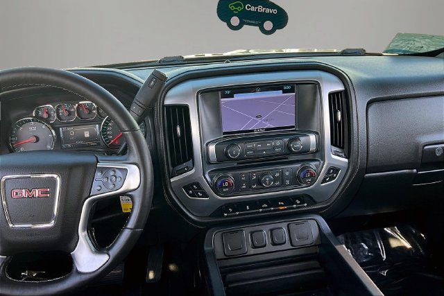 Used 2017 GMC Sierra 1500 SLT w/ SLT Premium Package AWD/4WD image 10