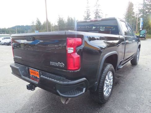 Used 2022 Chevrolet Silverado 3500 High Country w/ Safety Package II image 9