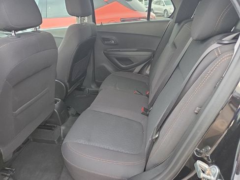 Used 2019 Chevrolet Trax LS w/ Tint and Cruise Package AWD/4WD image 7
