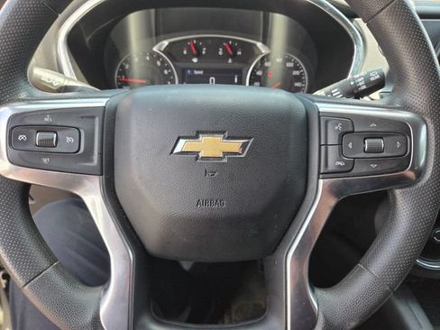 Used 2021 Chevrolet Blazer LT FWD image 18