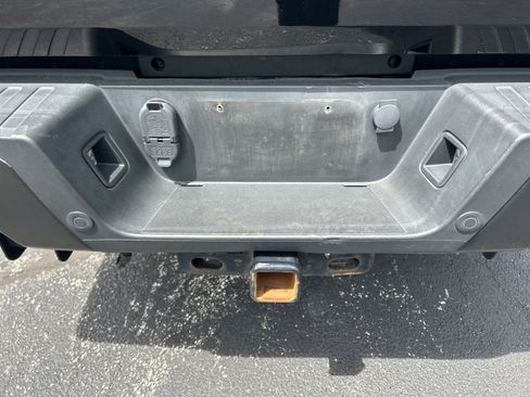Used 2021 Ford F250 XLT w/ XLT Premium Package AWD/4WD image 14