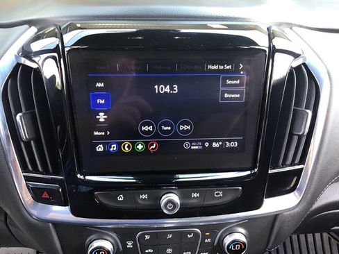 Used 2023 Chevrolet Traverse LT AWD/4WD image 27