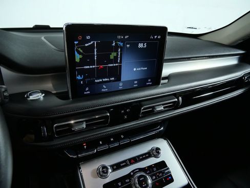 Certified 2022 Lincoln Aviator AWD w/ Premium Package image 17