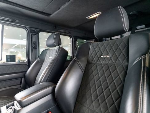 Used 2017 Mercedes-Benz G 550 Squared image 5