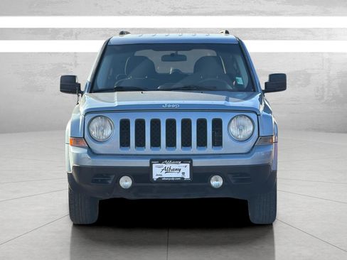 Used 2014 Jeep Patriot Sport image 3