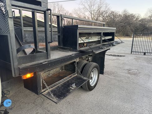 Used 2012 RAM 4500 2WD Regular Cab DRW w/ ST Decor Group image 17