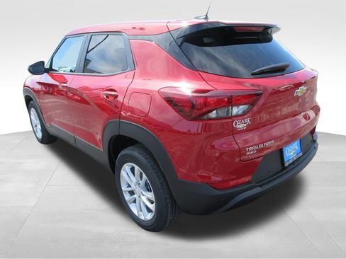 New 2026 Chevrolet TrailBlazer LS w/ LS Convenience Package AWD/4WD image 3