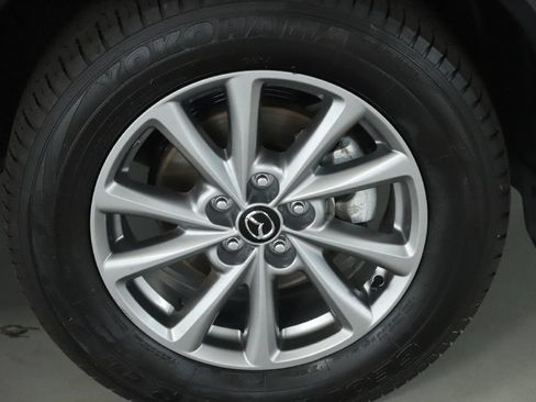 Used 2025 MAZDA CX-5 AWD 2.5 S w/ Preferred Package image 10