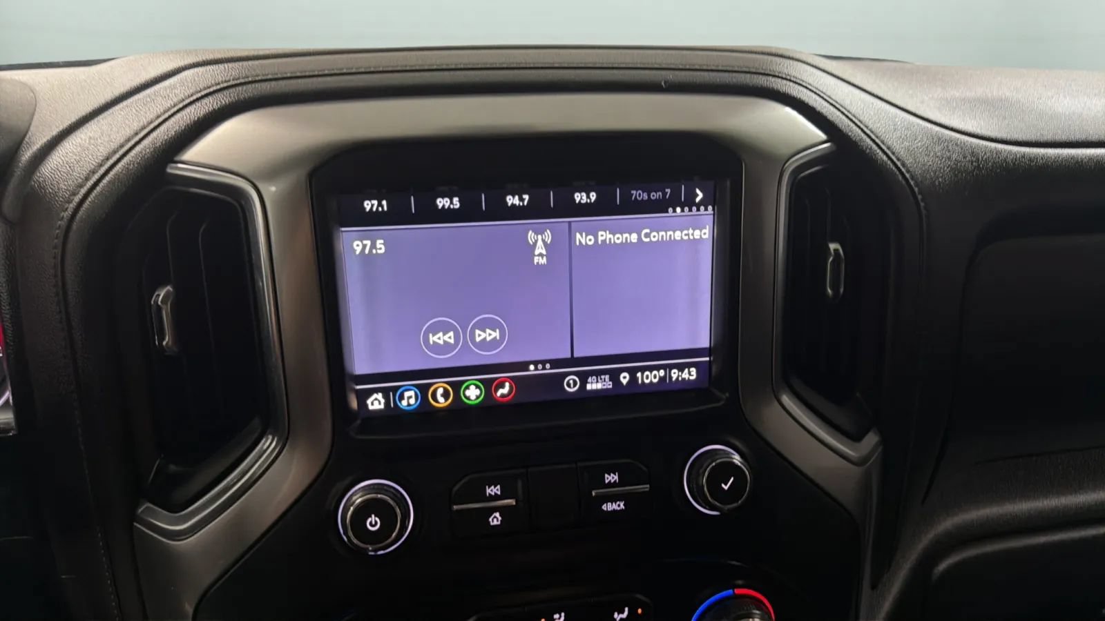 Used 2019 Chevrolet Silverado 1500 RST w/ All-Star Edition AWD/4WD image 13