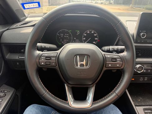 Used 2025 Honda CR-V Sport image 12