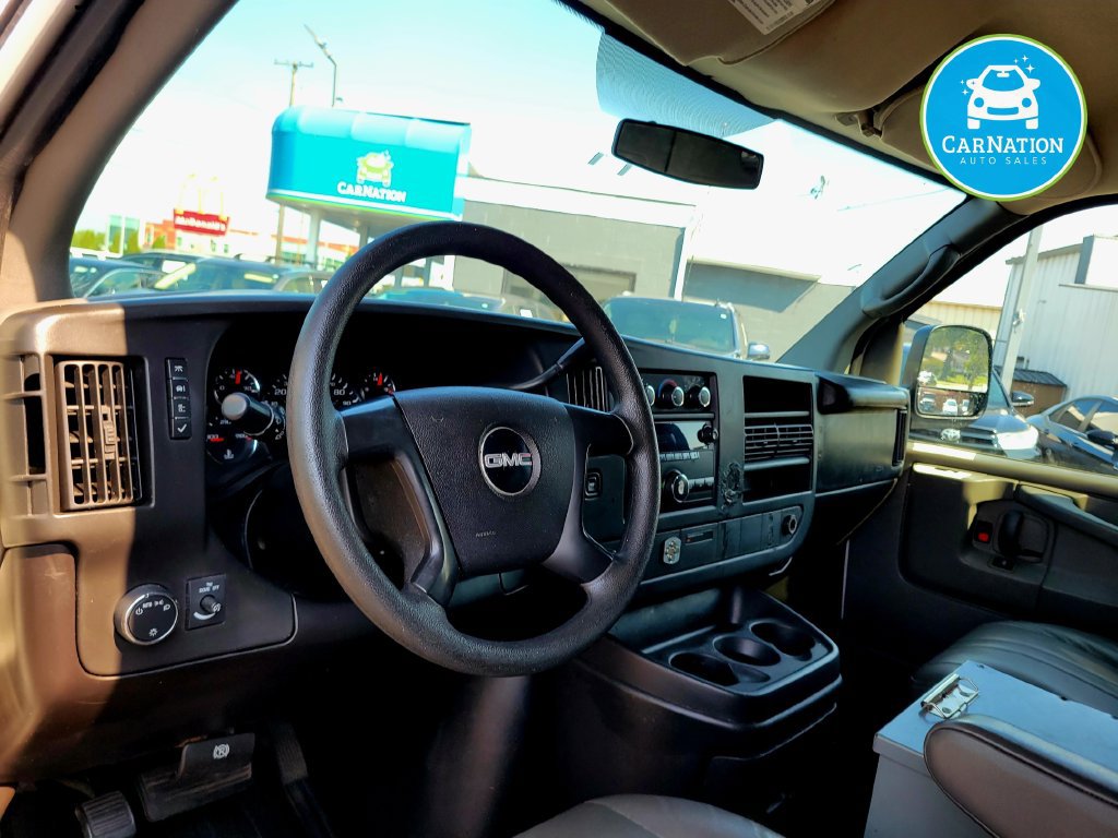 Used 2014 GMC Savana 1500 RWD image 6