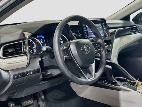 Used 2024 Toyota Camry LE w/ Convenience Package FWD image 7