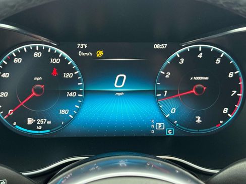 Used 2022 Mercedes-Benz GLC 300 4MATIC Coupe image 27