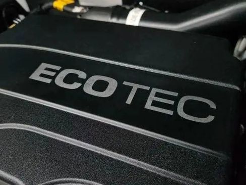 Used 2019 Chevrolet Equinox LS image 47