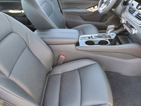 New 2025 Nissan Altima 2.5 SL image 30