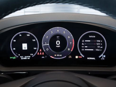 Certified 2024 Porsche Cayenne Coupe AWD/4WD image 14