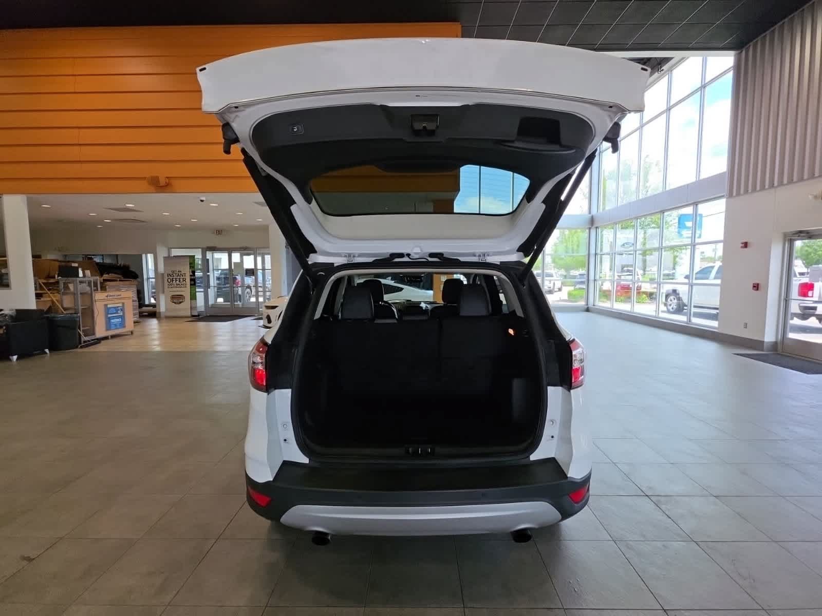 Used 2018 Ford Escape SEL FWD image 27
