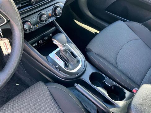 Used 2024 Kia Forte LXS image 16
