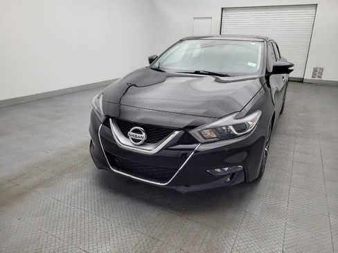 Used 2017 Nissan Maxima Platinum image 15