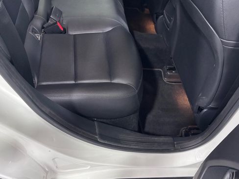Used 2015 Mercedes-Benz GLA 250 4MATIC image 24