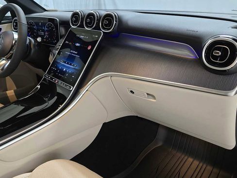 New 2026 Mercedes-Benz GLC 300 4MATIC image 11