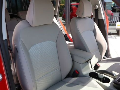 Used 2022 Kia Soul LX FWD image 14