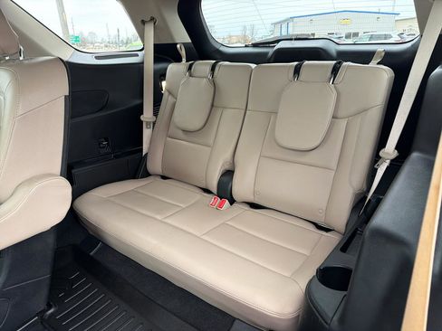 Used 2020 Ford Explorer XLT w/ Equipment Group 202A image 13