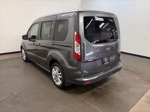 Used 2017 Ford Transit Connect XLT image 6