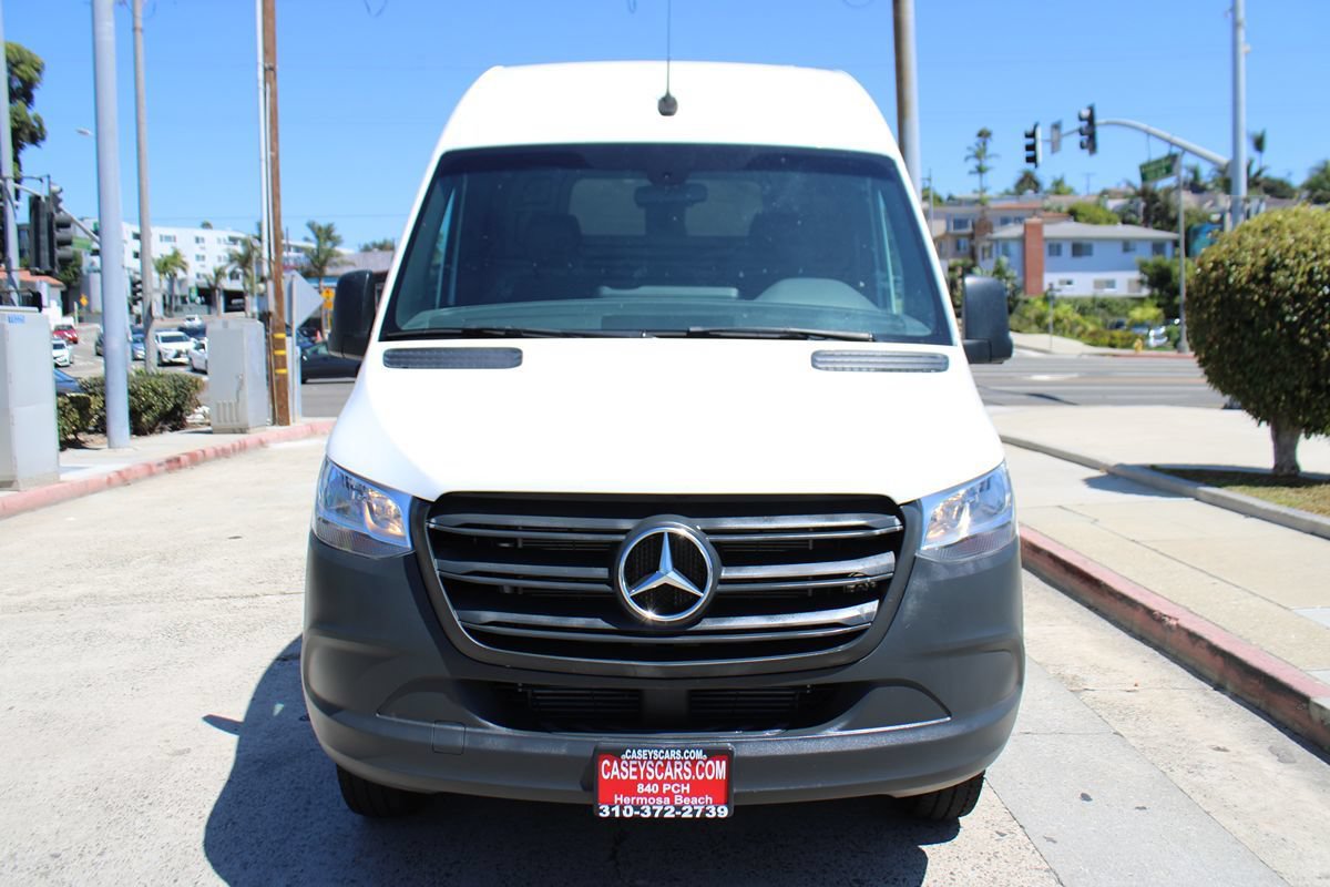 Used 2022 Mercedes-Benz Sprinter 3500 image 8