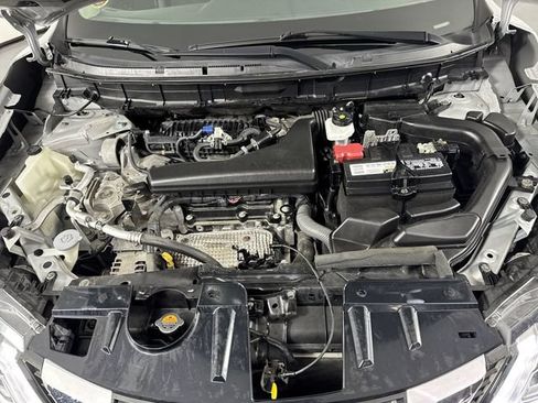 Used 2019 Nissan Rogue S AWD/4WD image 26